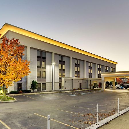 Hampton Inn Спрингфийлд Екстериор снимка