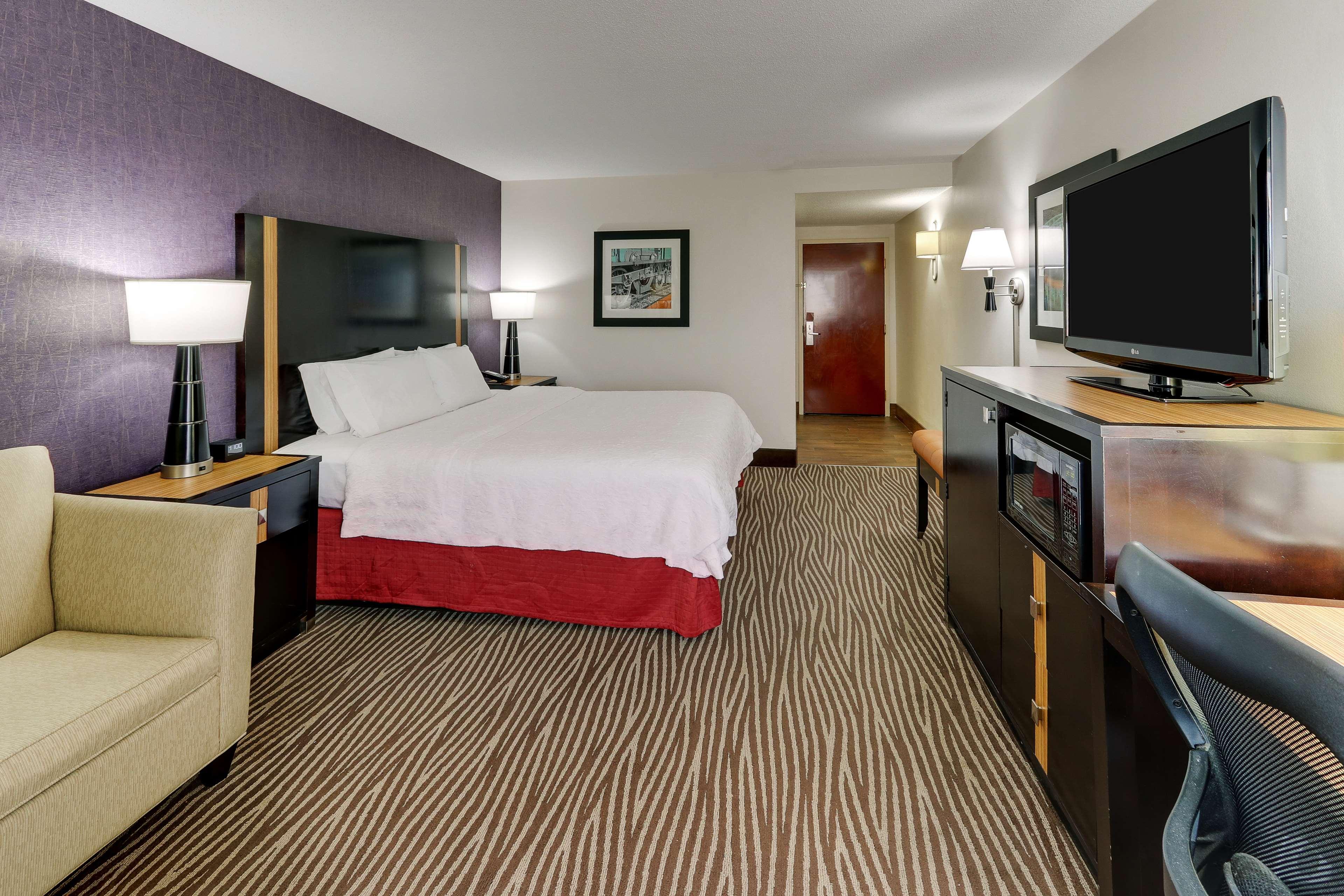 Hampton Inn Спрингфийлд Екстериор снимка