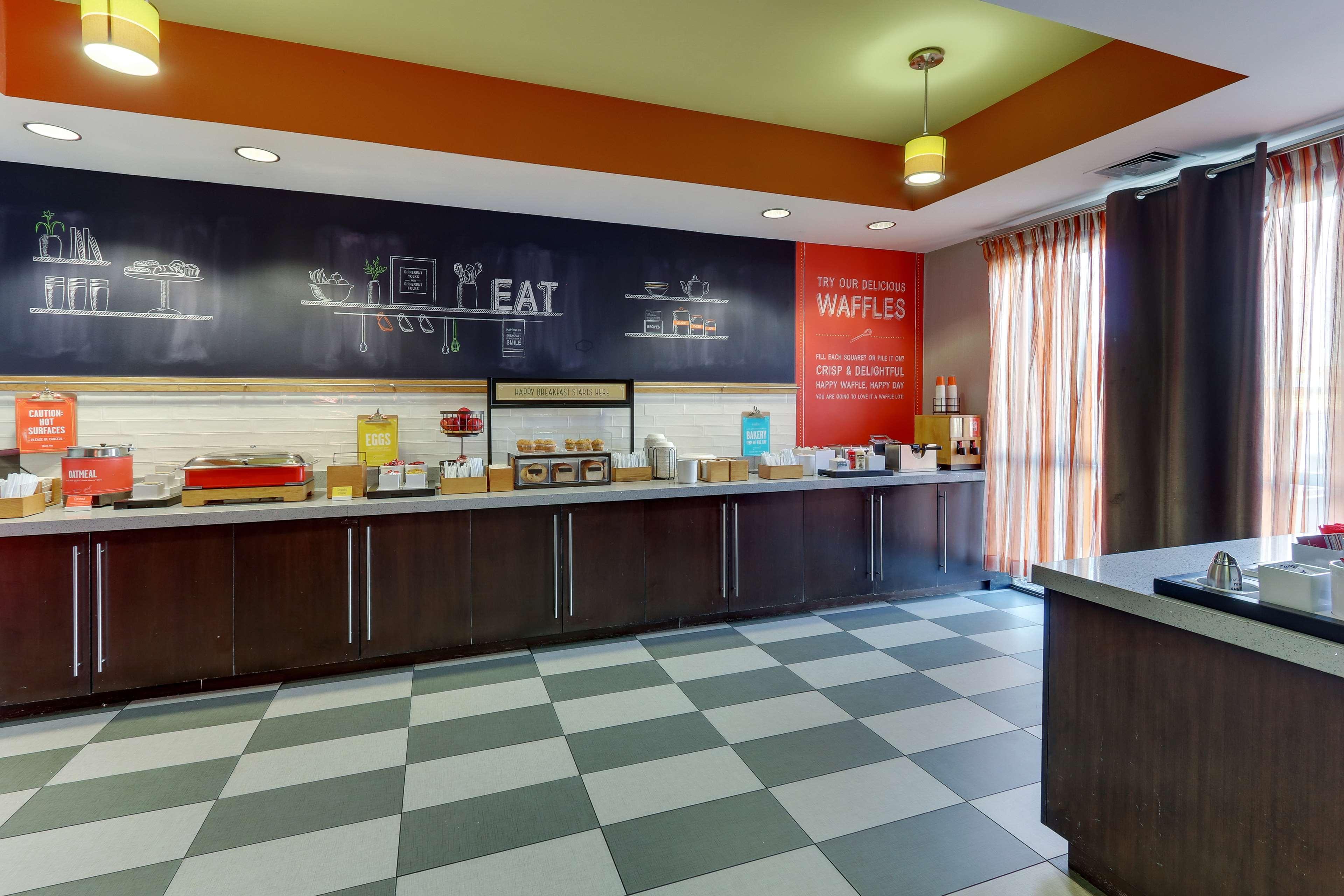 Hampton Inn Спрингфийлд Екстериор снимка