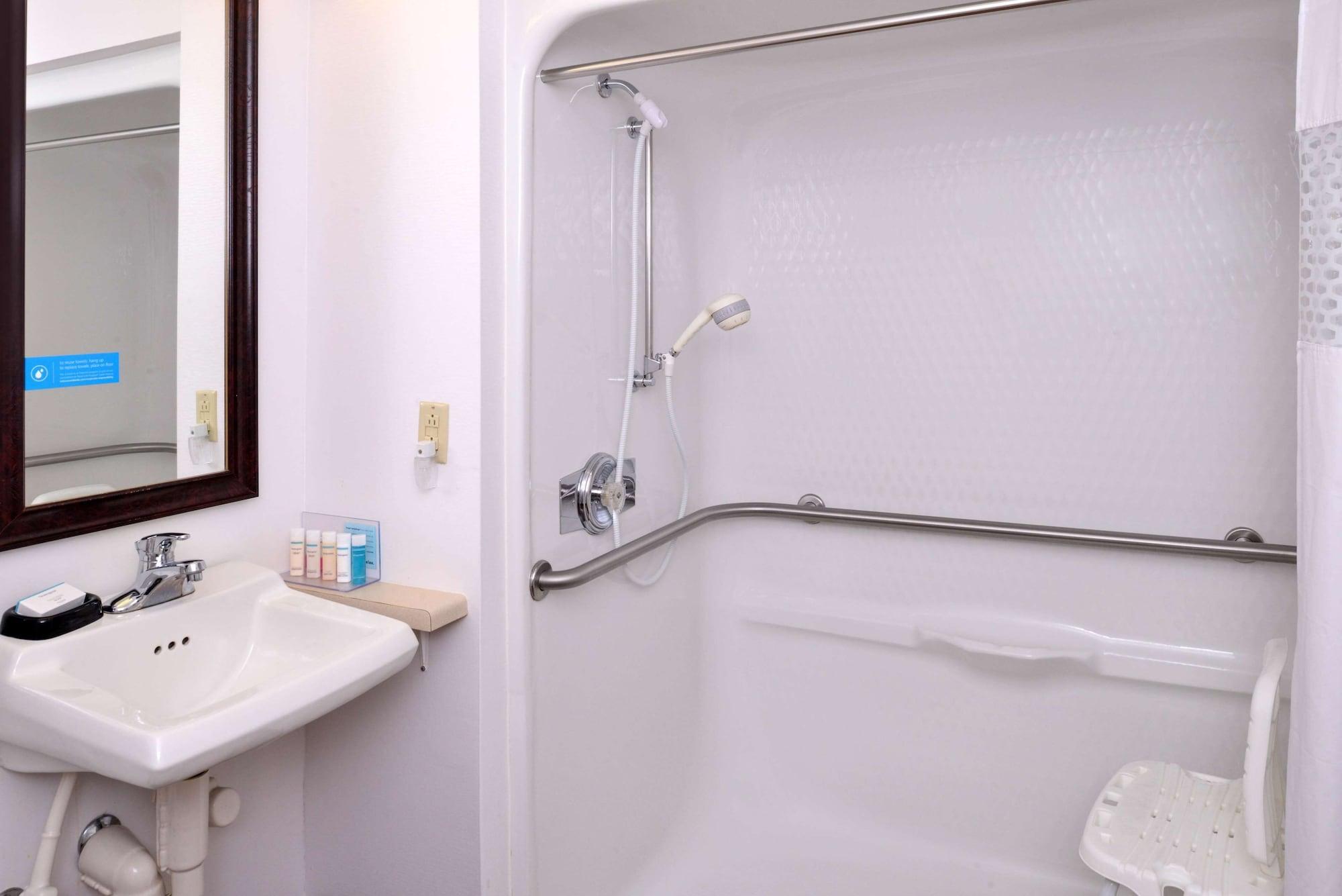 Hampton Inn Спрингфийлд Екстериор снимка