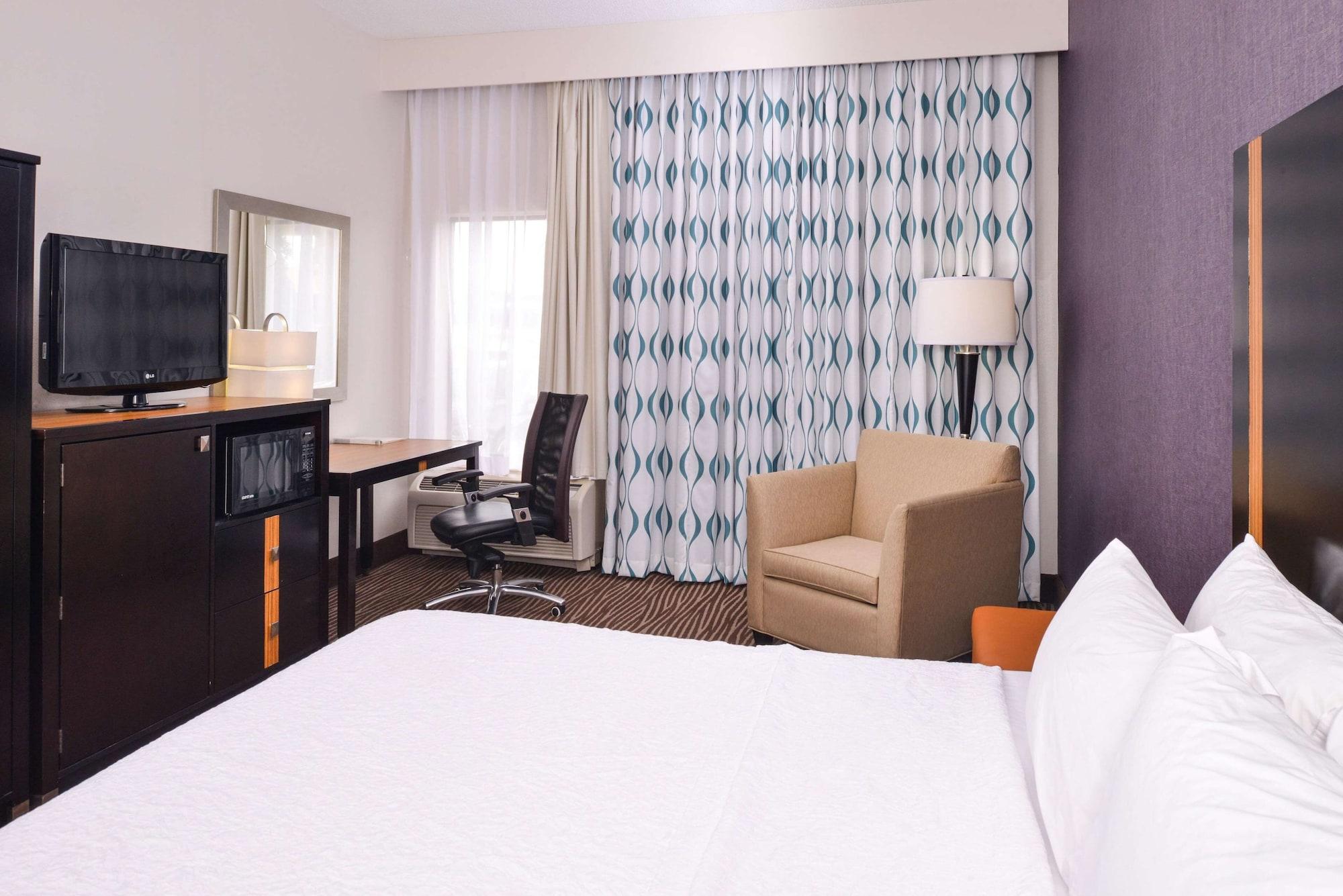 Hampton Inn Спрингфийлд Екстериор снимка