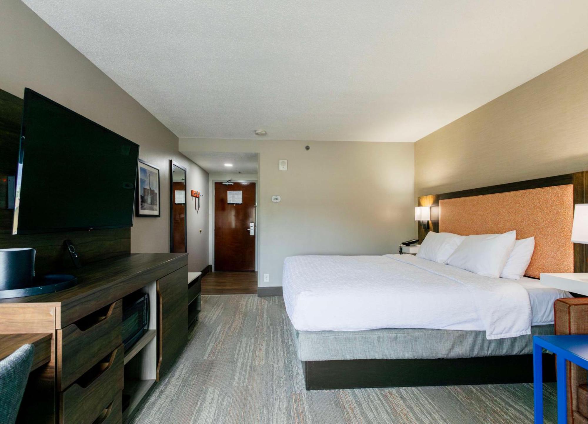 Hampton Inn Спрингфийлд Екстериор снимка