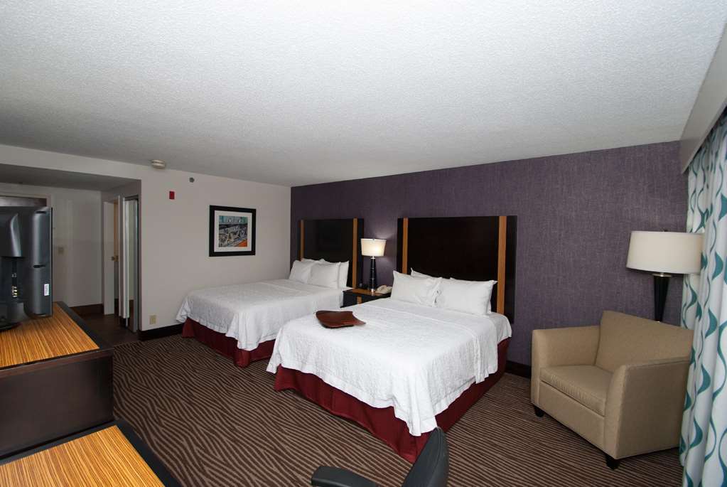 Hampton Inn Спрингфийлд Стая снимка