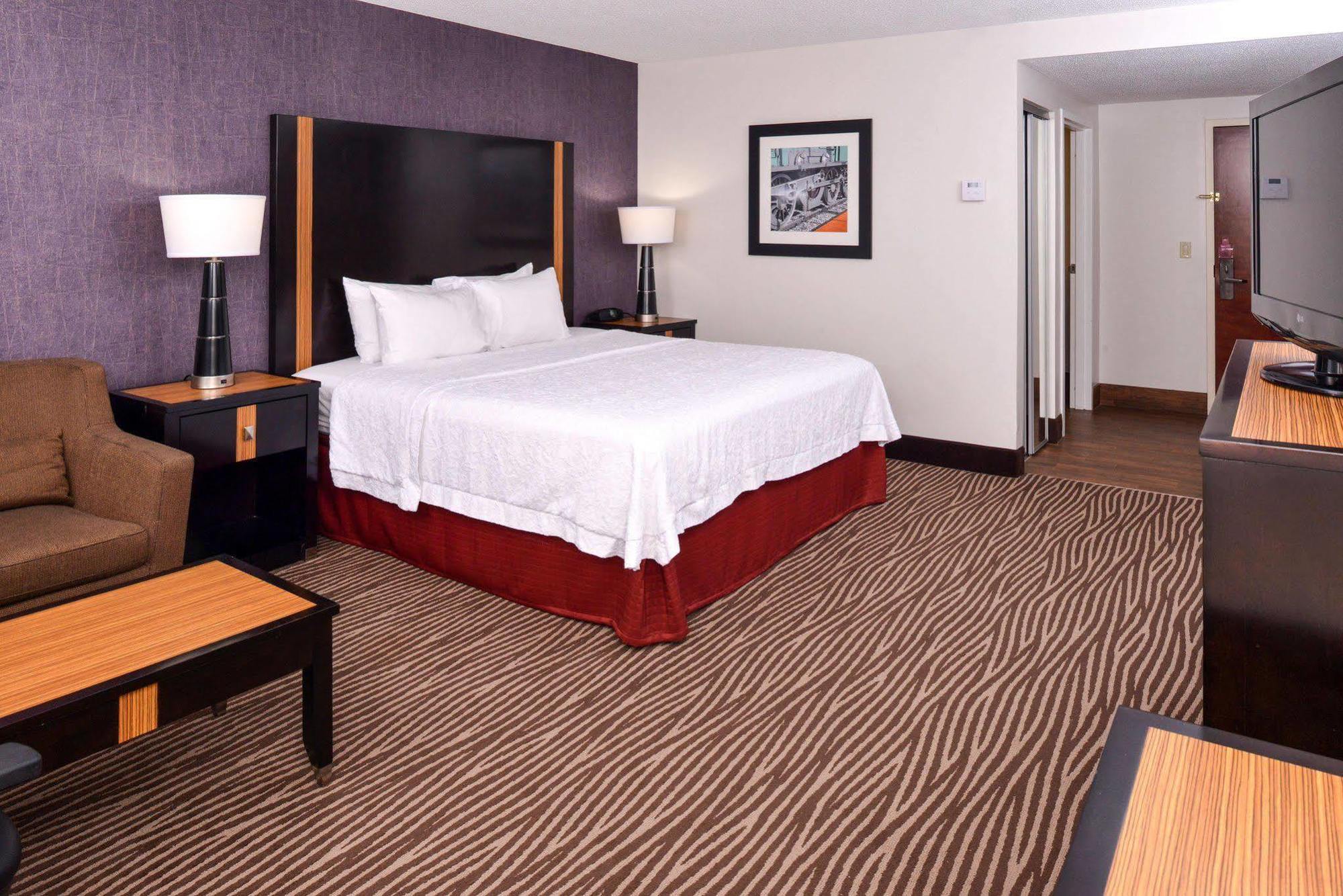 Hampton Inn Спрингфийлд Екстериор снимка